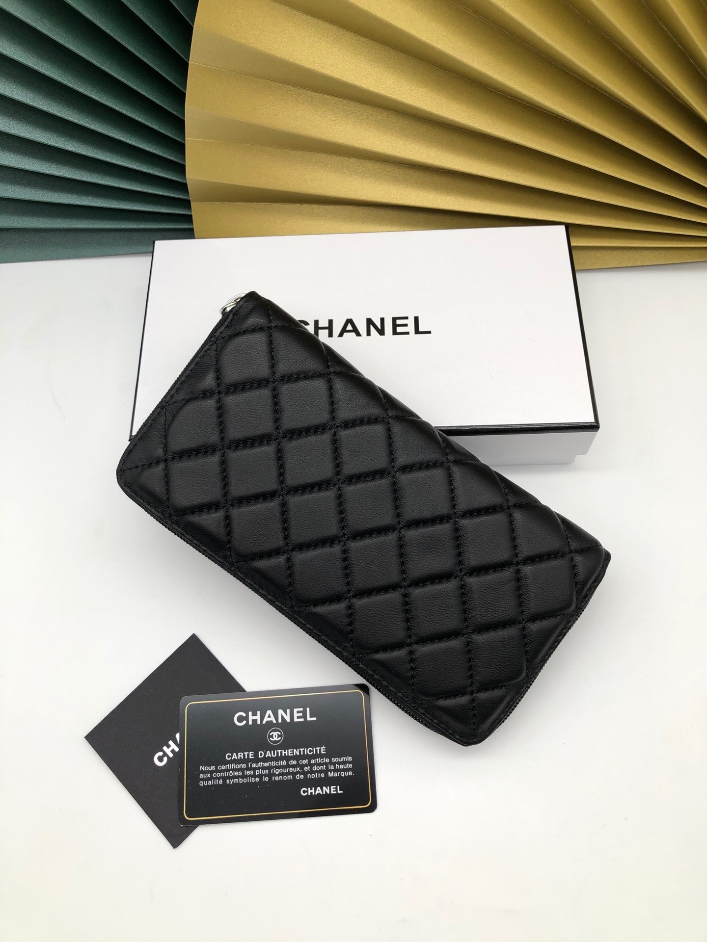 芸能人愛用Chanel シャネル 実物の写真 N品スーパーコピー財布代引き対応国内発送後払い安全必ず届く優良サイト